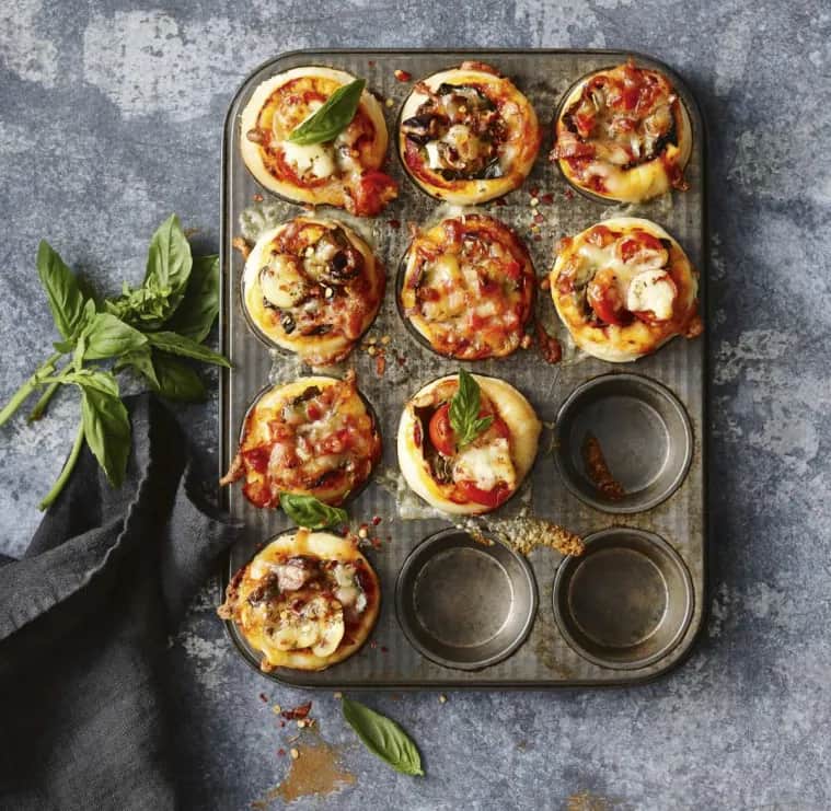 Co zrobić z ciasta na pizzę? 7 kreatywnych sposobów na wykorzystanie Co zrobić z ciasta na pizzę? 7 kreatywnych sposobów na wykorzystanie