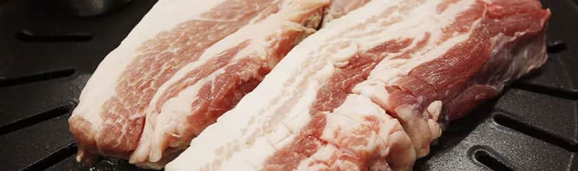 Ile kalorii ma mięso wieprzowe? Zaskakujące różnice w wartościach!