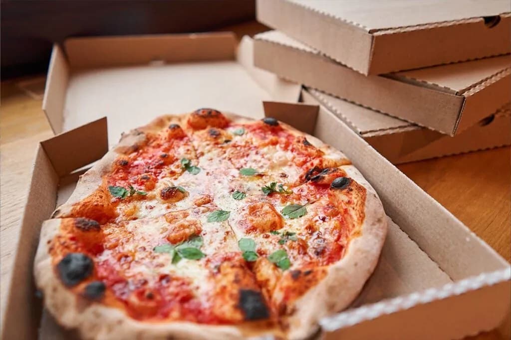 Ile kalorii ma pizza margherita? Zaskakujące fakty o jej kaloryczności