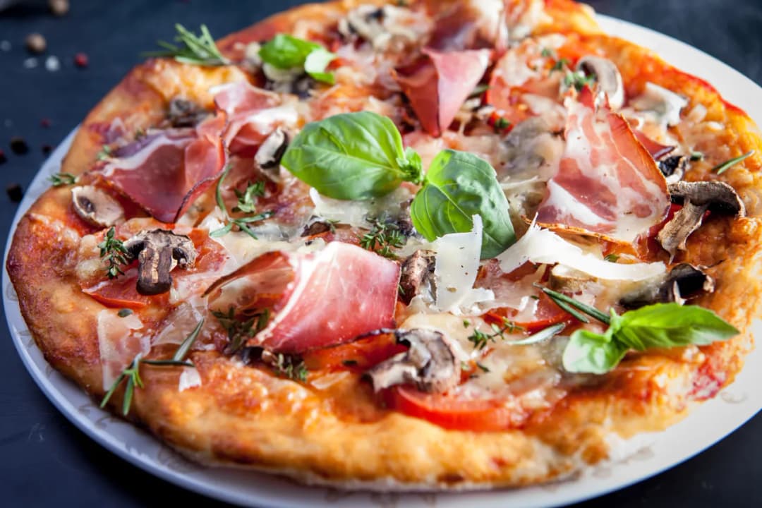 Jak układać składniki na pizzę, by uniknąć najczęstszych błędów