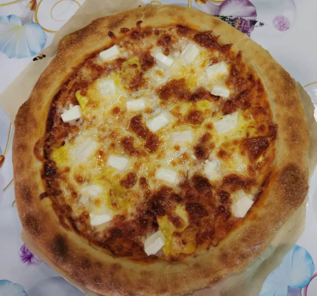 Jak idealnie piec pizzę Feliciana: czas i temperatura dla najlepszych efektów