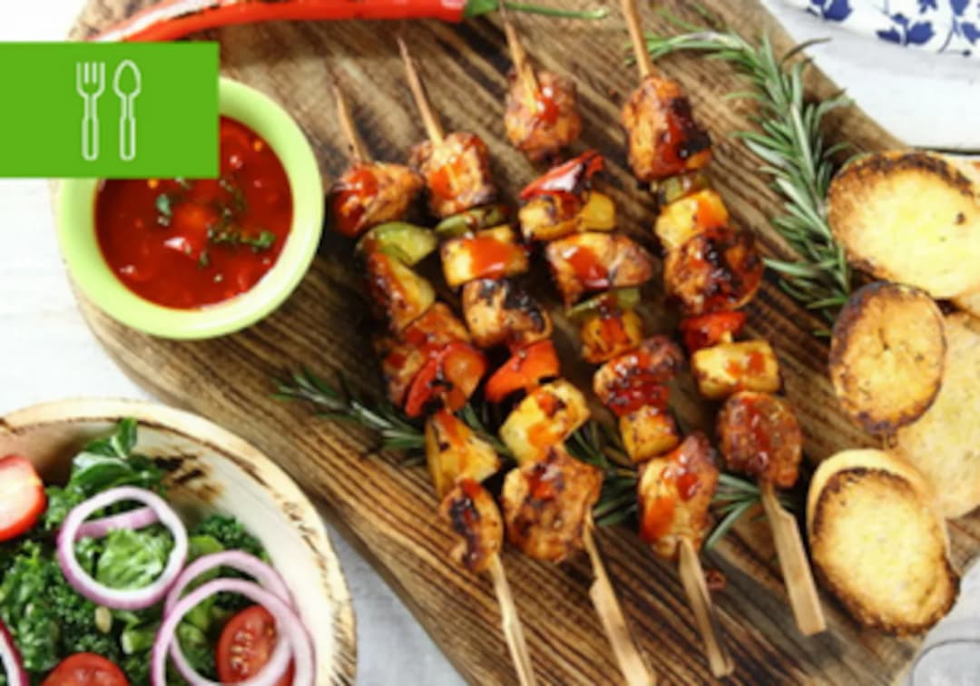 Z czym szaszłyki – najlepsze składniki i przepisy na pyszne dania