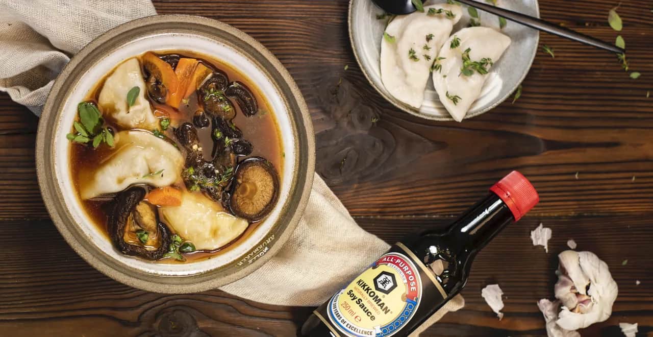 Sos sojowy z czego? Odkryj tajemnice składników i fermentacji