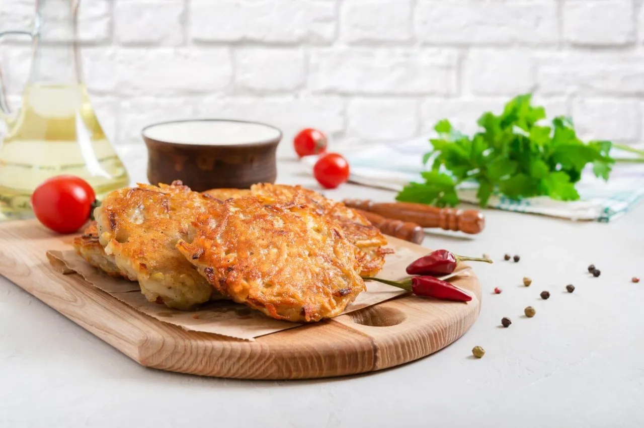 Czy placki ziemniaczane tuczą? Poznaj prawdę o ich kaloriach