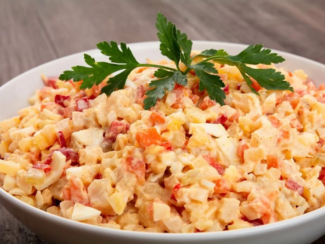 Najlepszy majonez do sałatki jarzynowej - wybierz zdrowe składniki