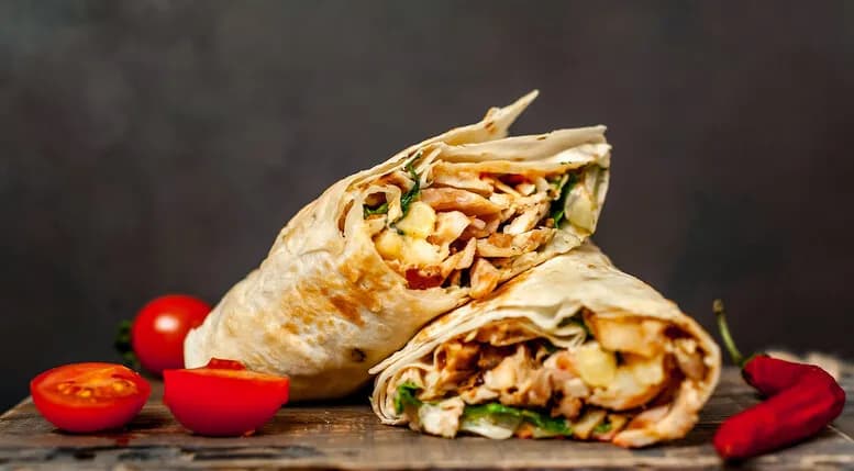 Shoarma z kurczaka co to? Poznaj sekrety tego pysznego dania